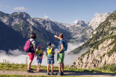 Wandern im Urlaub mit Kindern am Achensee Wandern Kinder Achensee berge