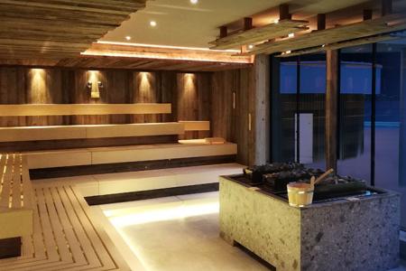 Zusatz-Angebot zum hauseigenen Spa: Sauna-Landschaft im Atoll Achensee Sauna im Atoll in Maurach / Tirol
